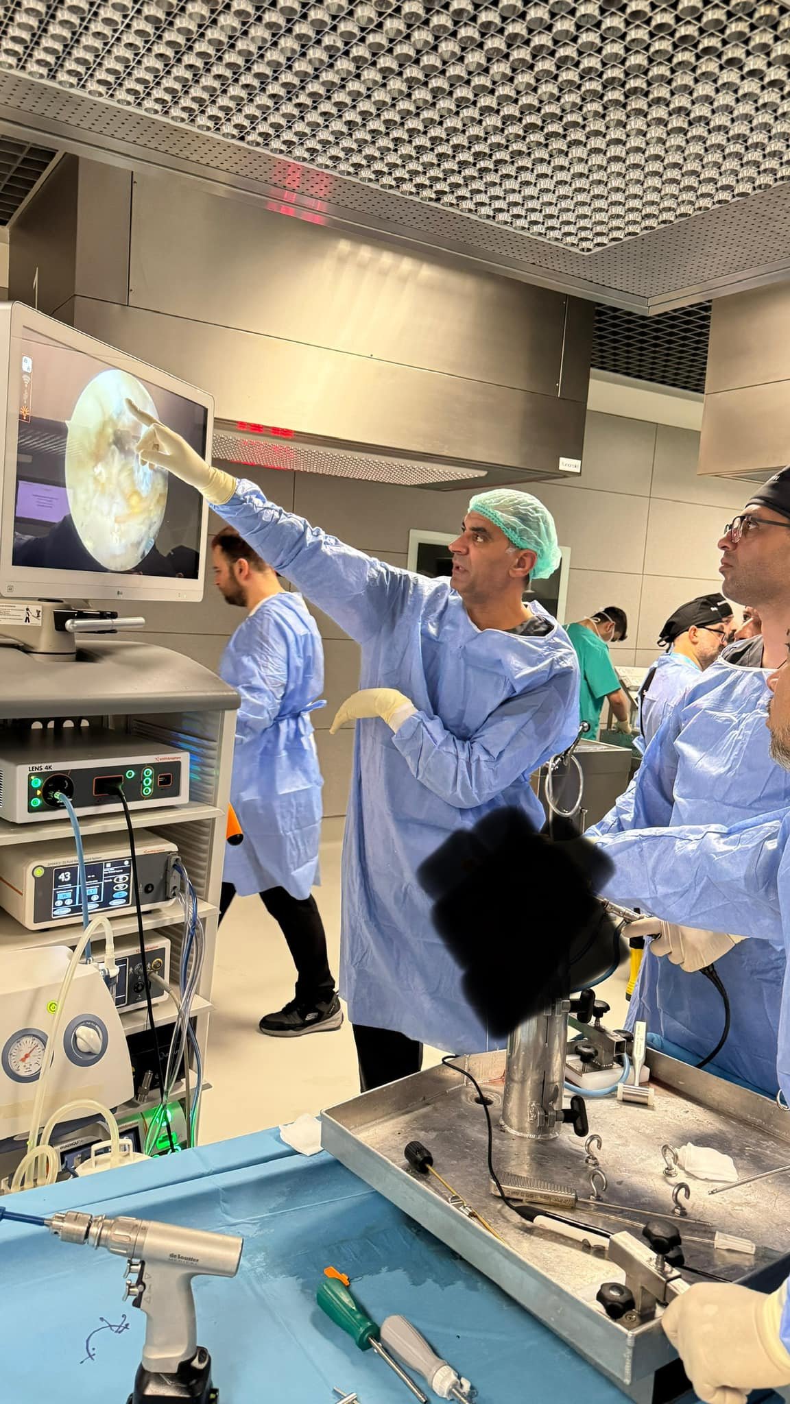 Dr. Usama Saleh in Advanced Shoulder Course – Acibadem University, Istanbul