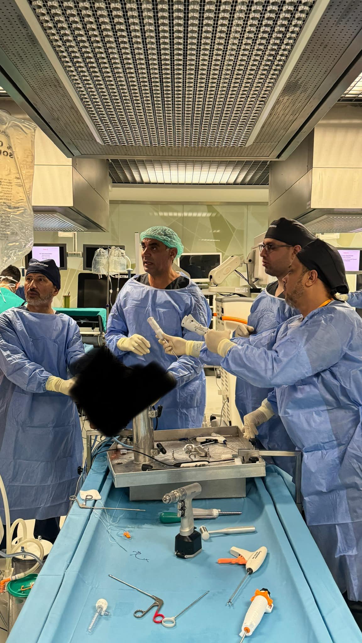 Dr. Usama Saleh in Advanced Shoulder Course – Acibadem University, Istanbul