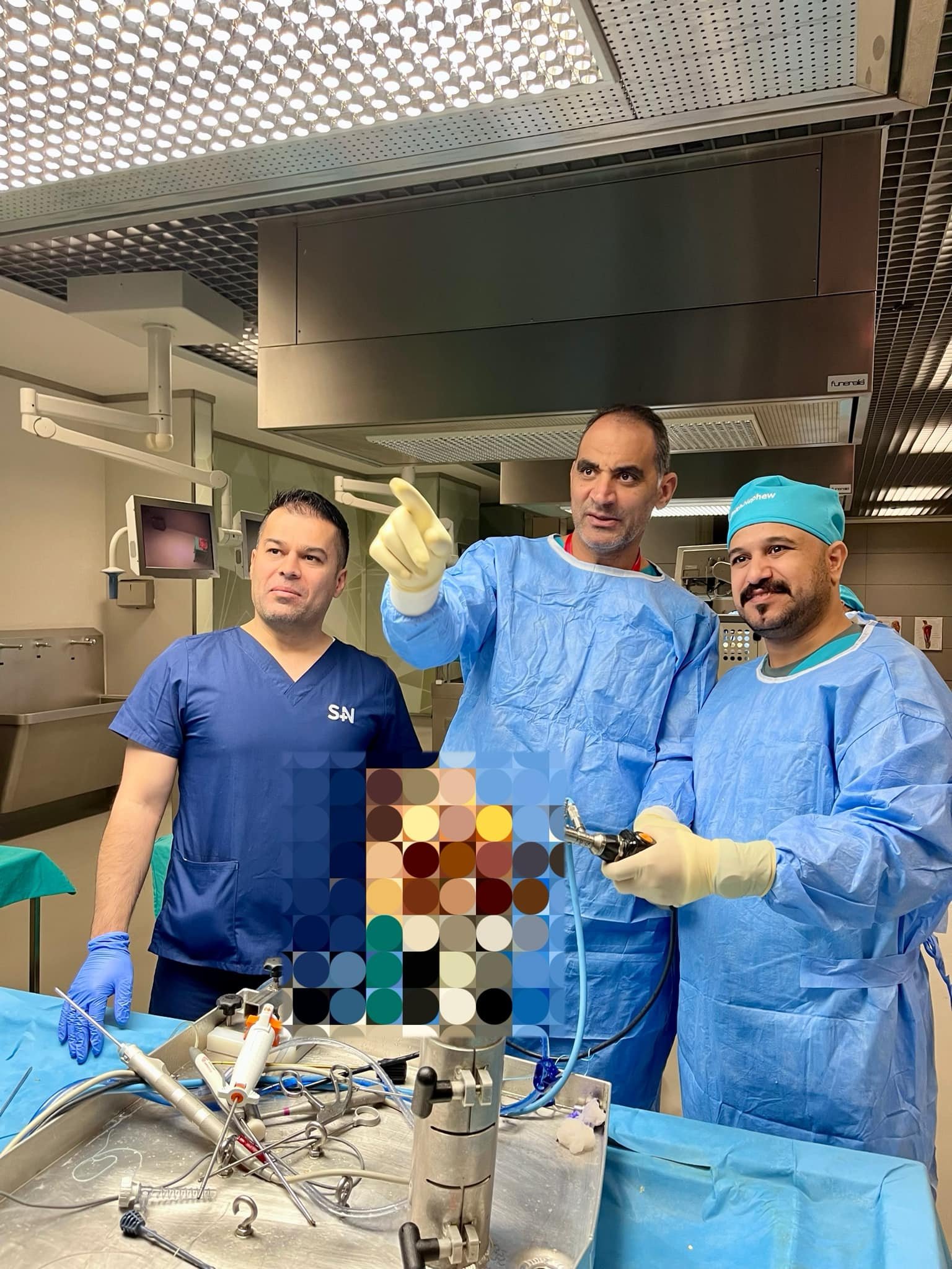 Dr. Usama Saleh Teaching in Workshop at Acibadem University