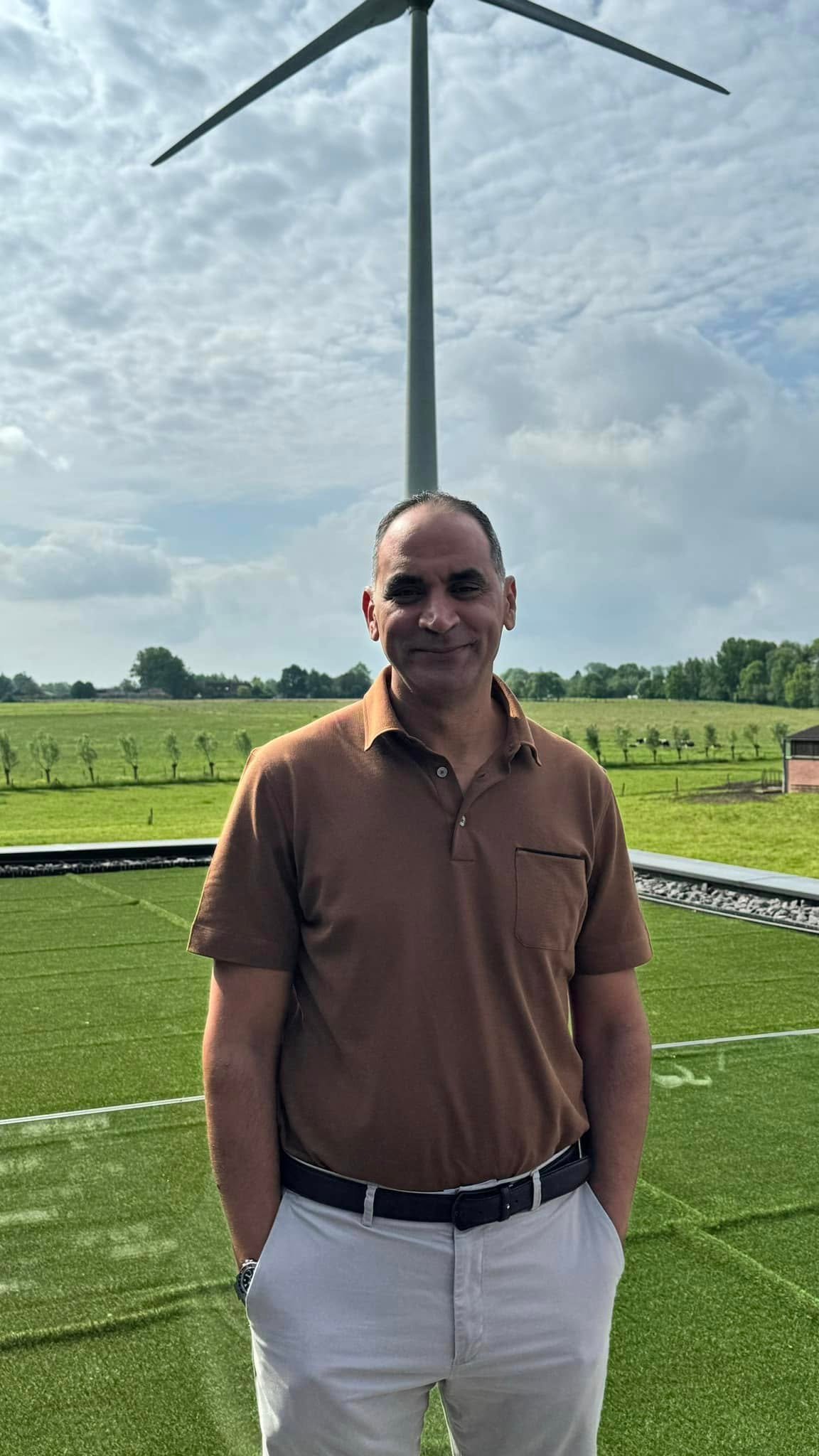 Dr. Usama Saleh in Advanced Shoulder Surgery Course – Ghent, Belgium