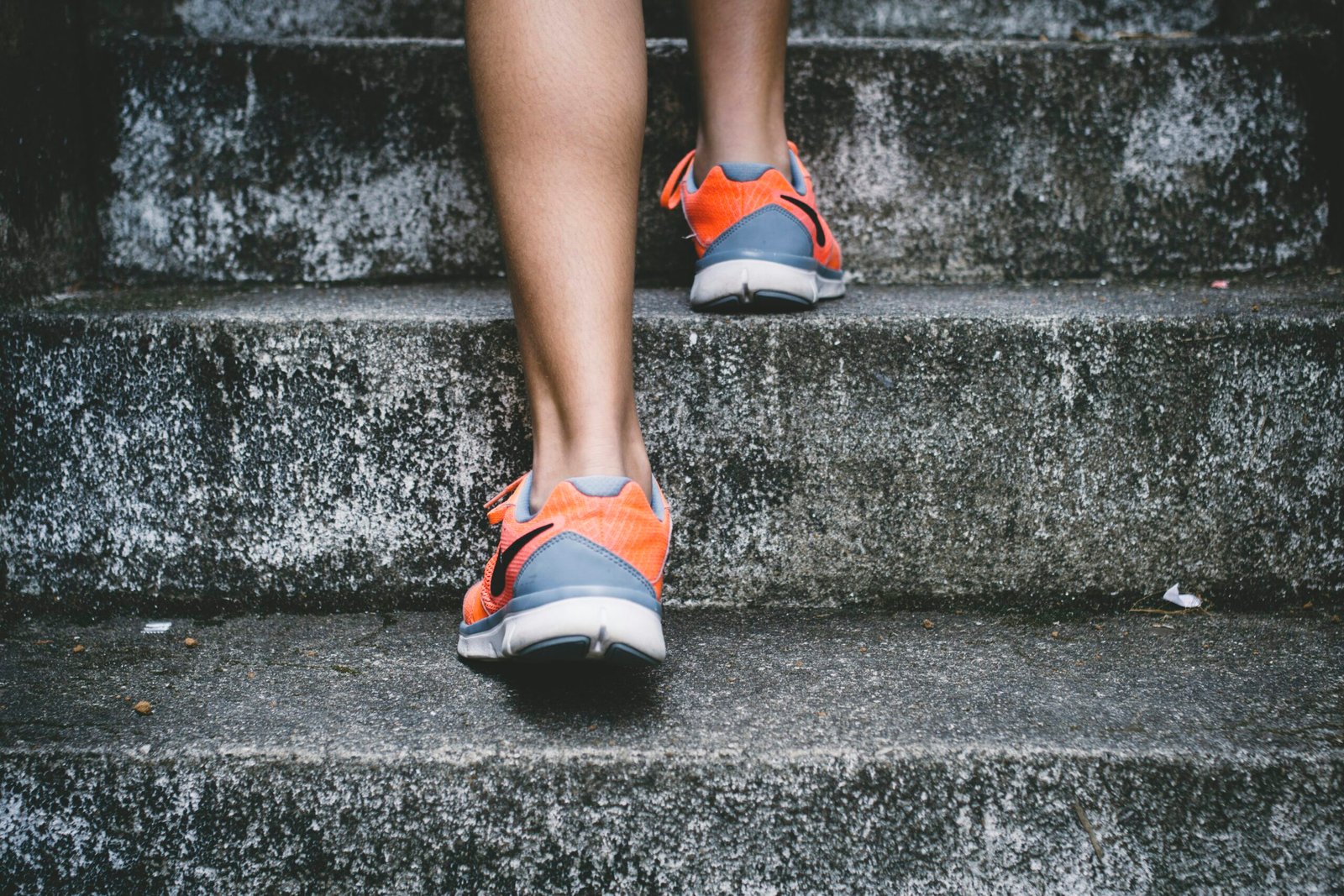 Running sports tendon injuries